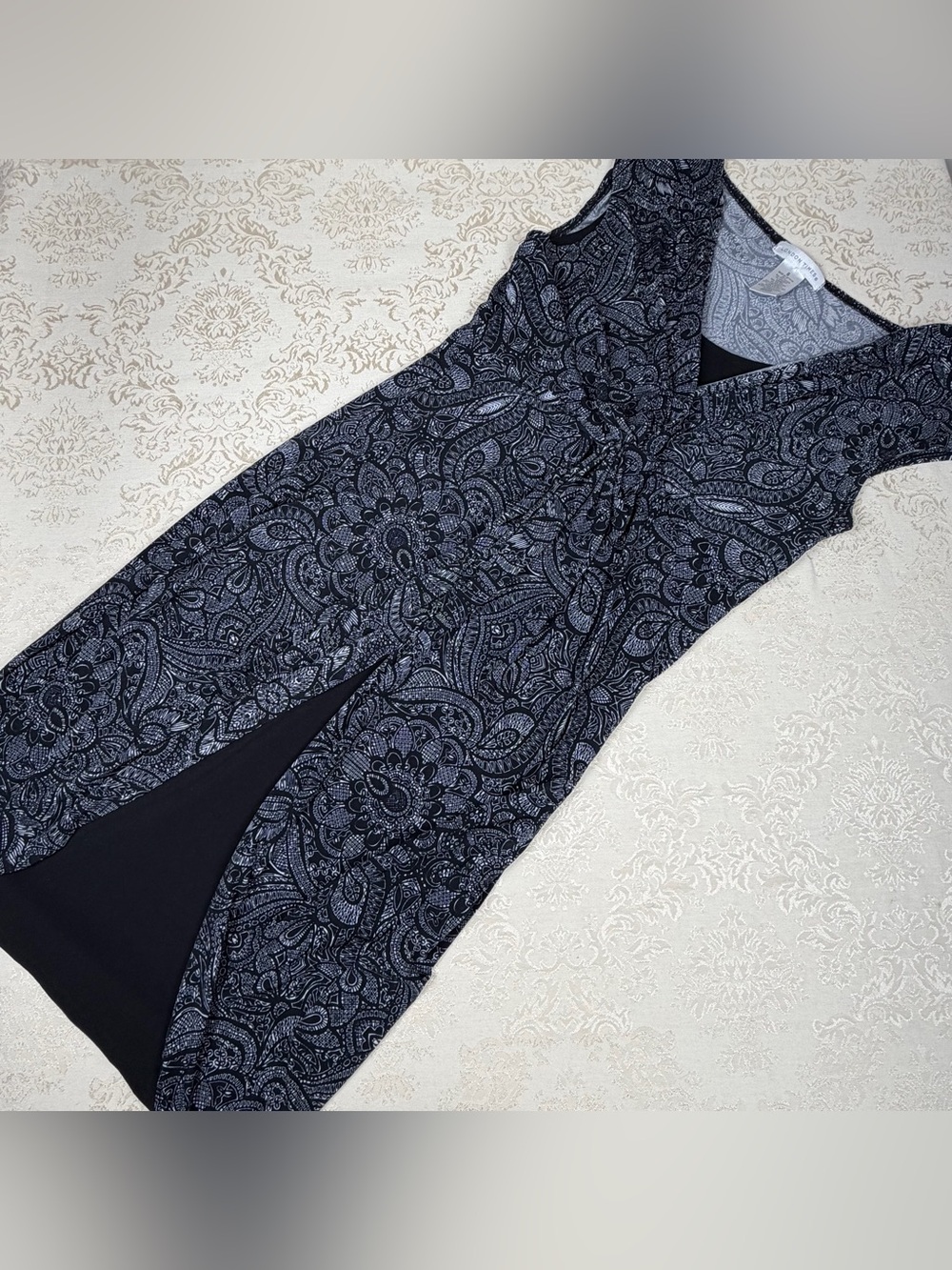 London Times Paisley Print Dress in Black Size 6